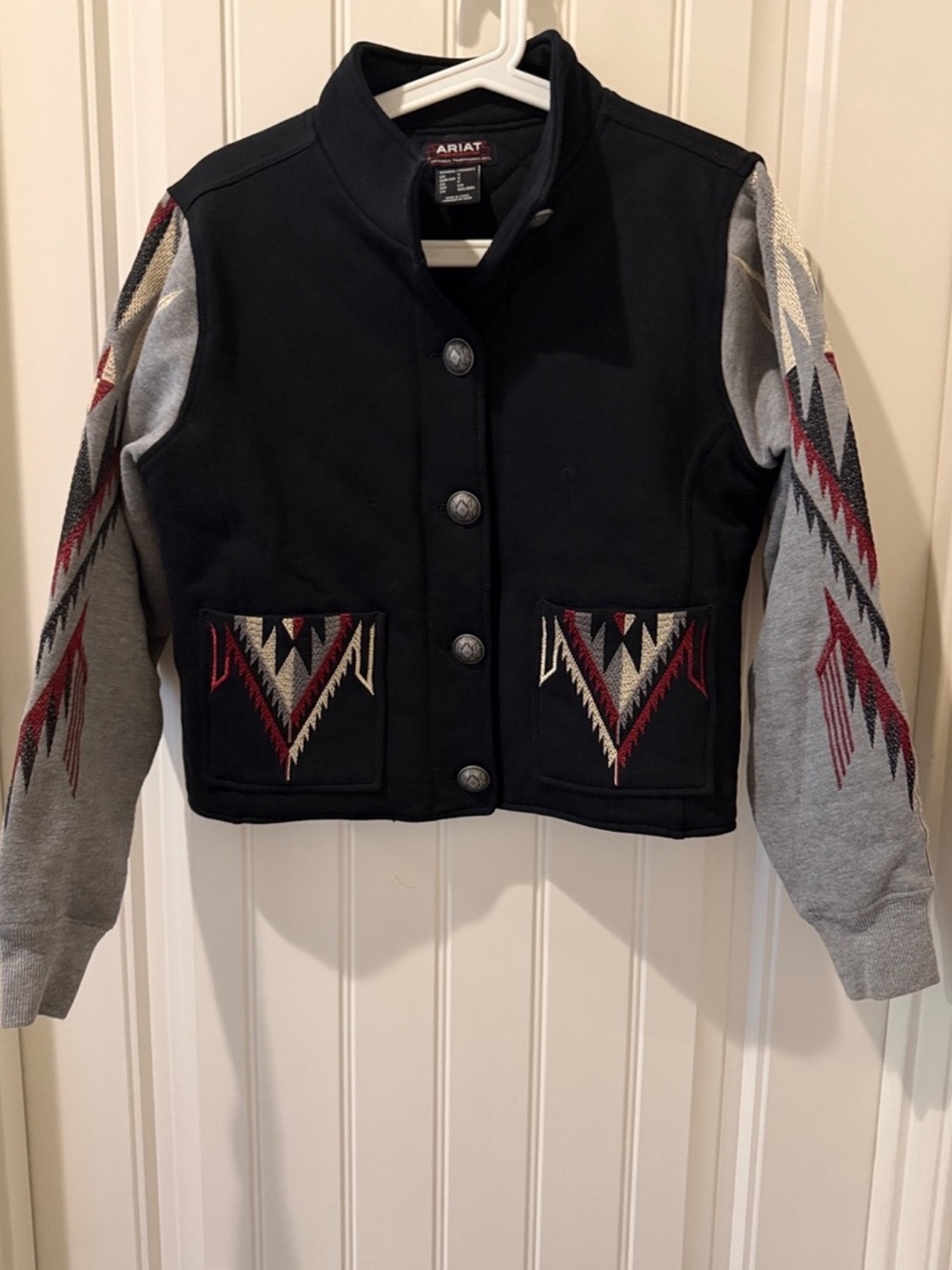 Women’s Ariat Embroidered Chimayo Jacket
Size Small